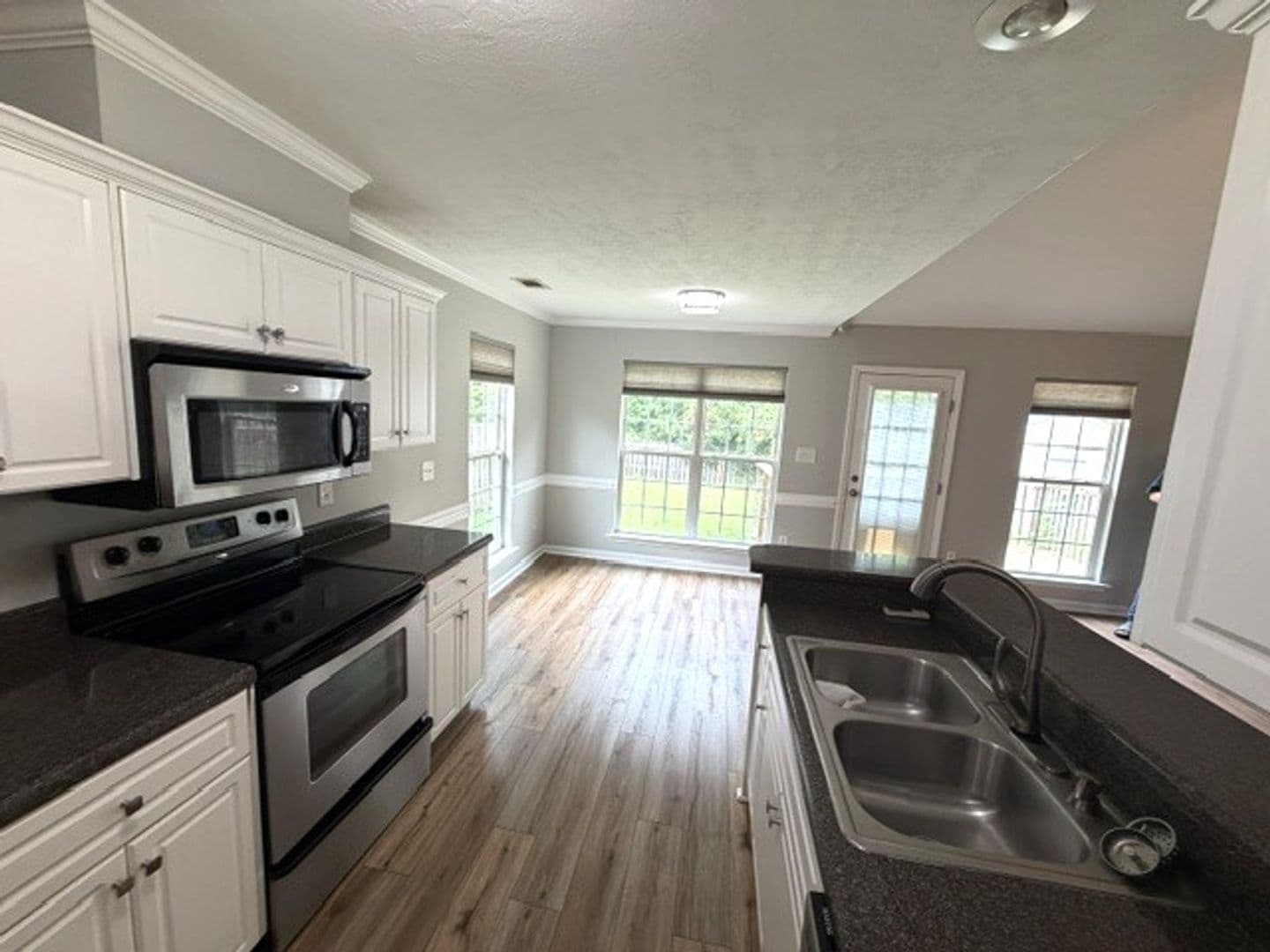 Grovetown House: 514 Lory Ln