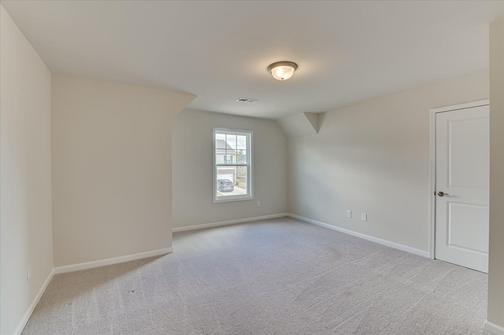 Graniteville House: 6370 Whirlaway Road