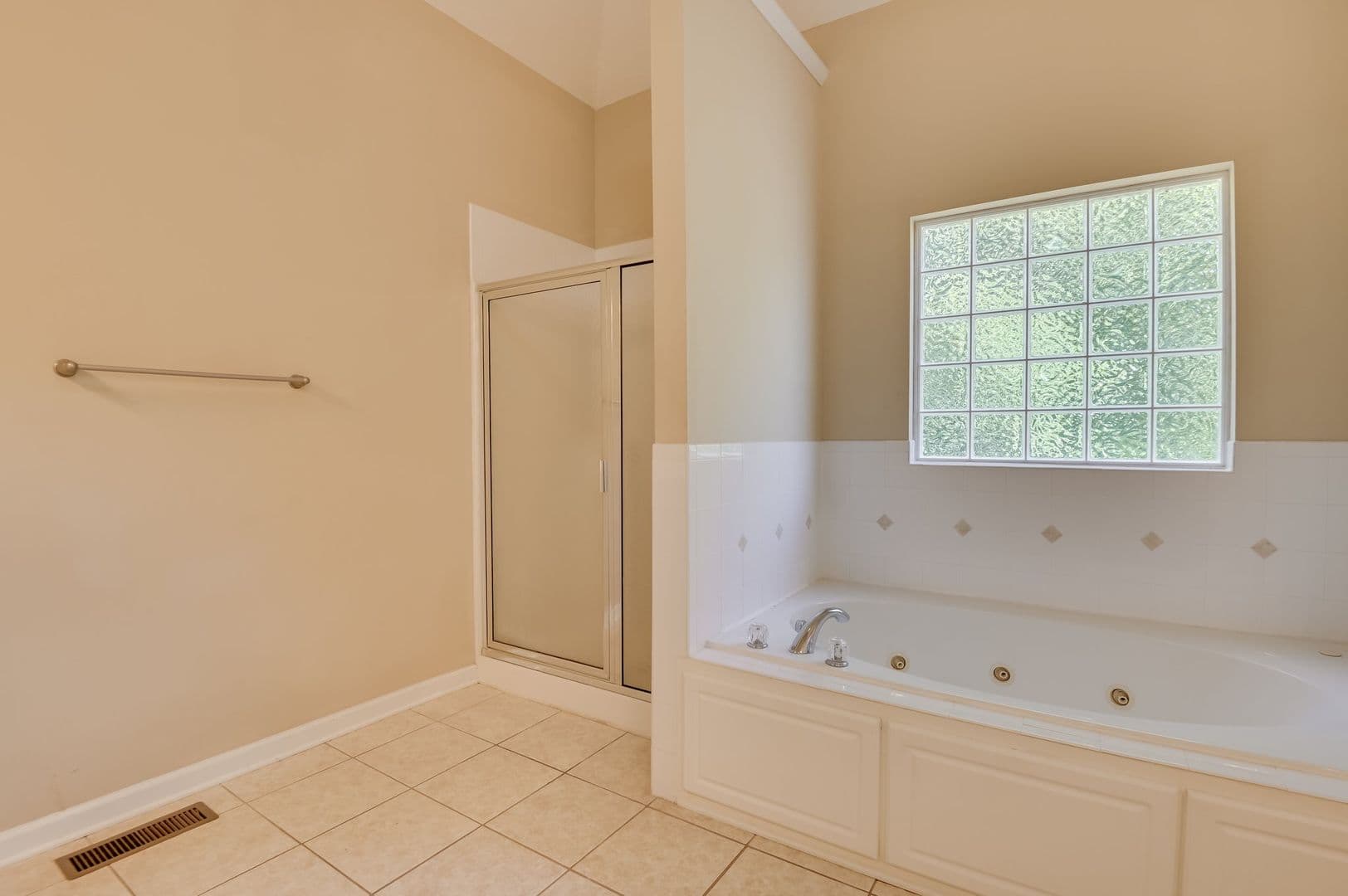 Evans House: 2072 Wythe Drive