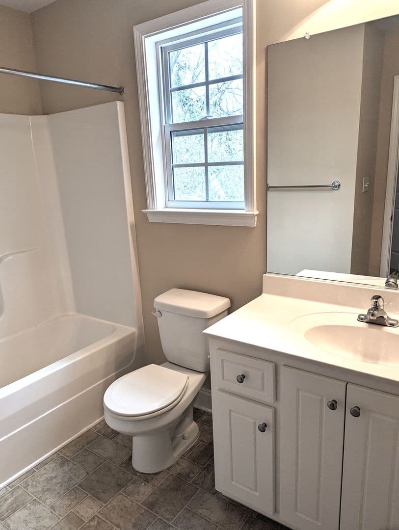 Augusta House: 3213 Alton Ct