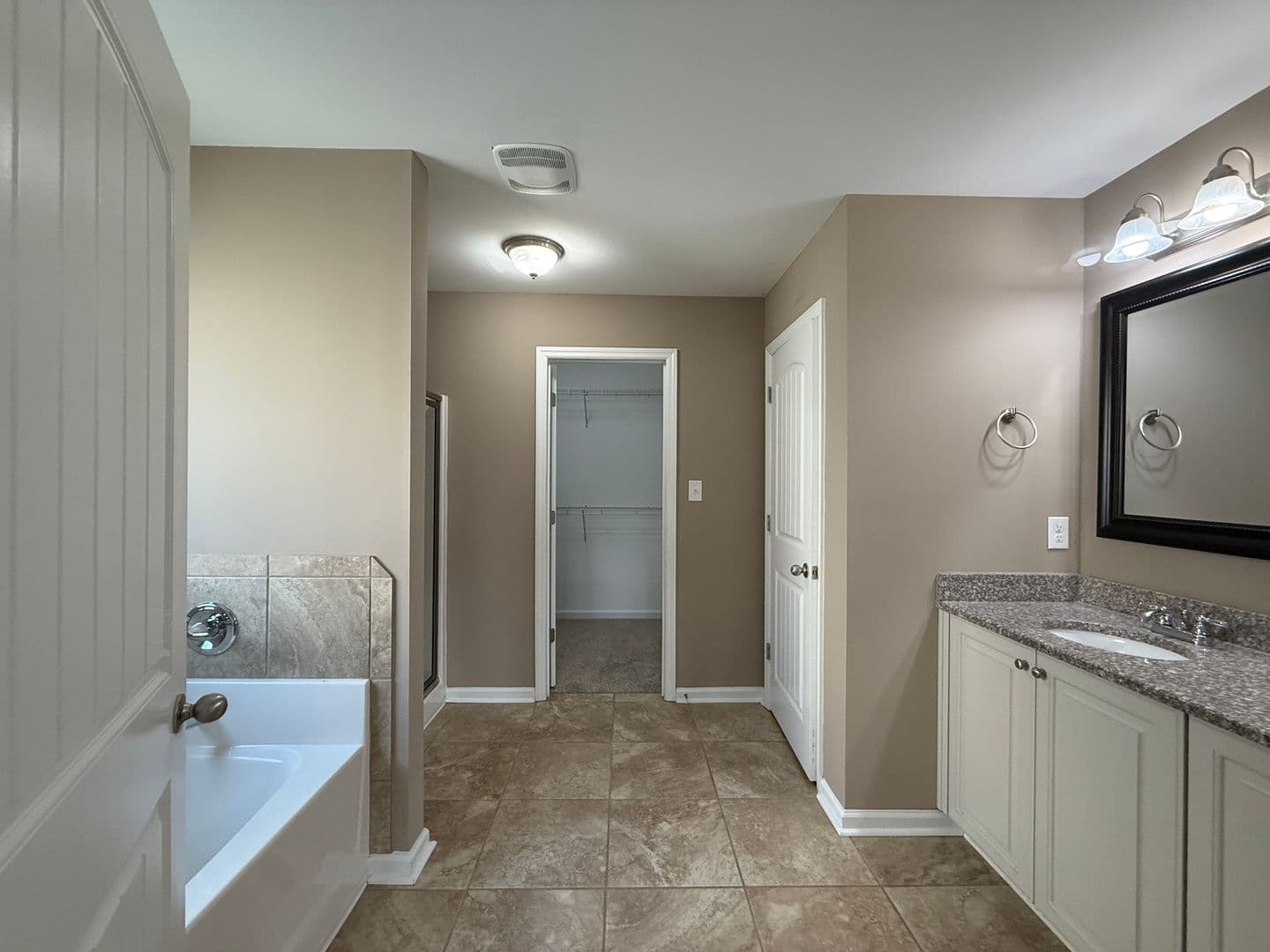 Evans House: 255 Tulip Dr