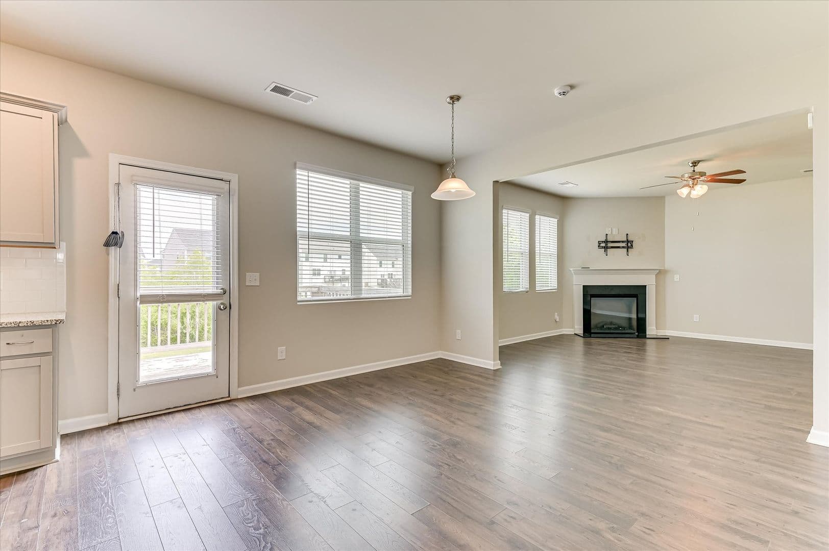 Augusta House: 462 Furlough Dr