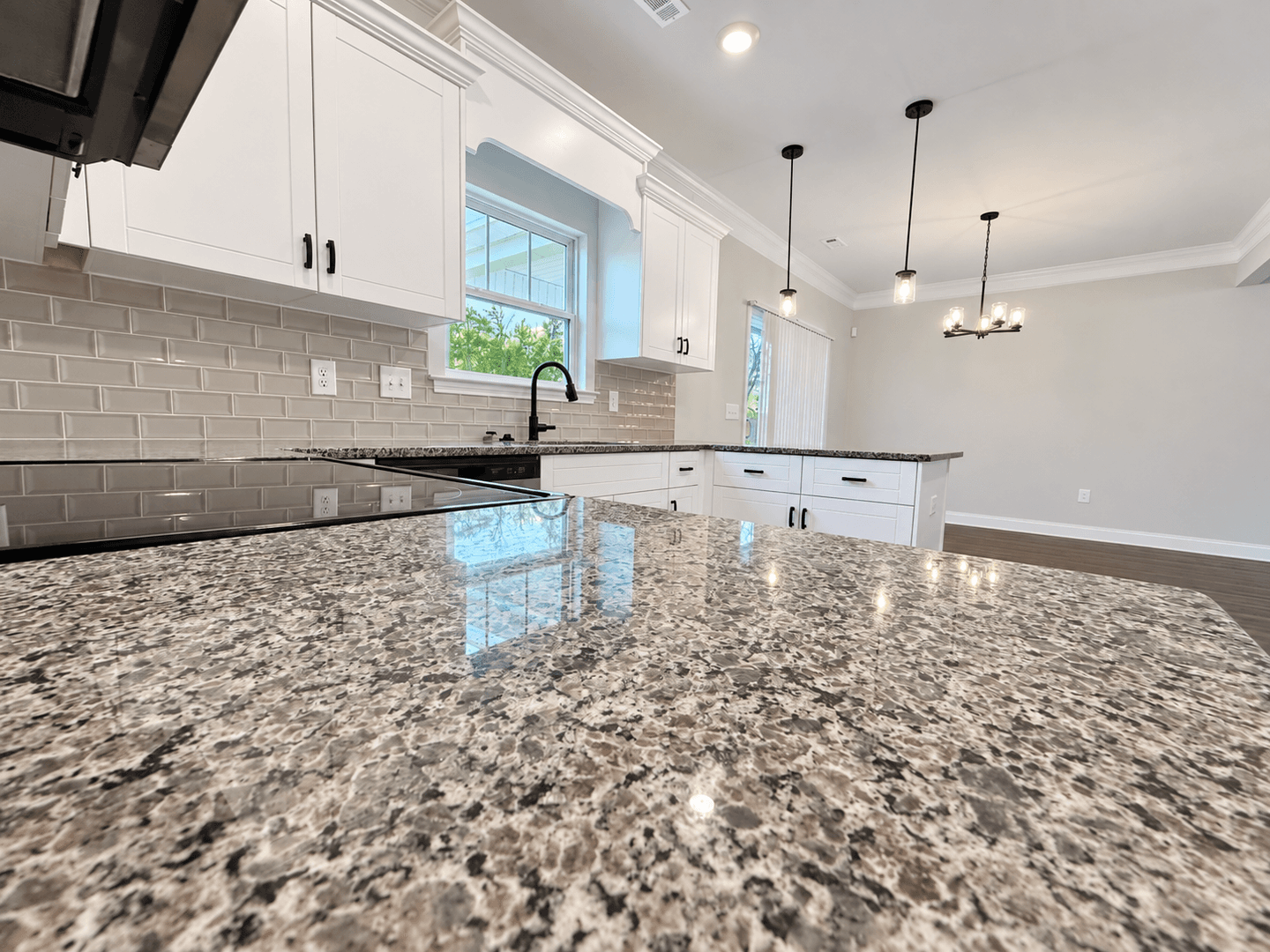 Augusta House: 4041 Cottingham Wayh