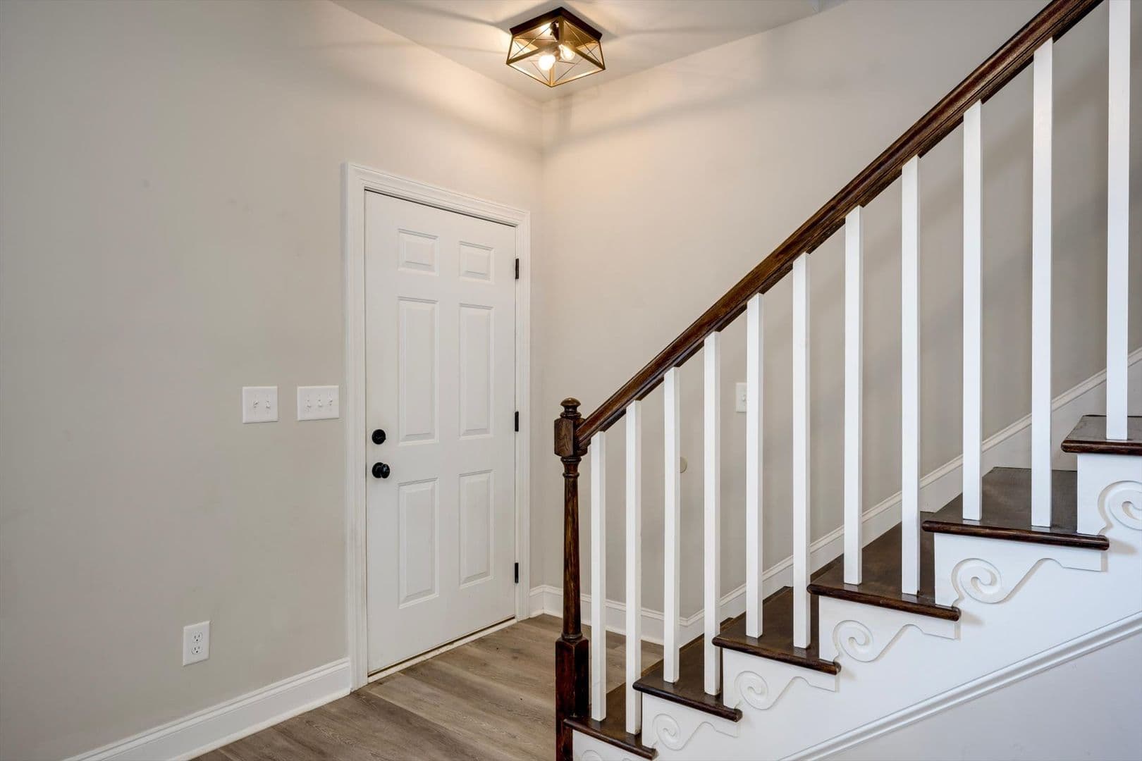 Dearing House: 161 Moore Ave