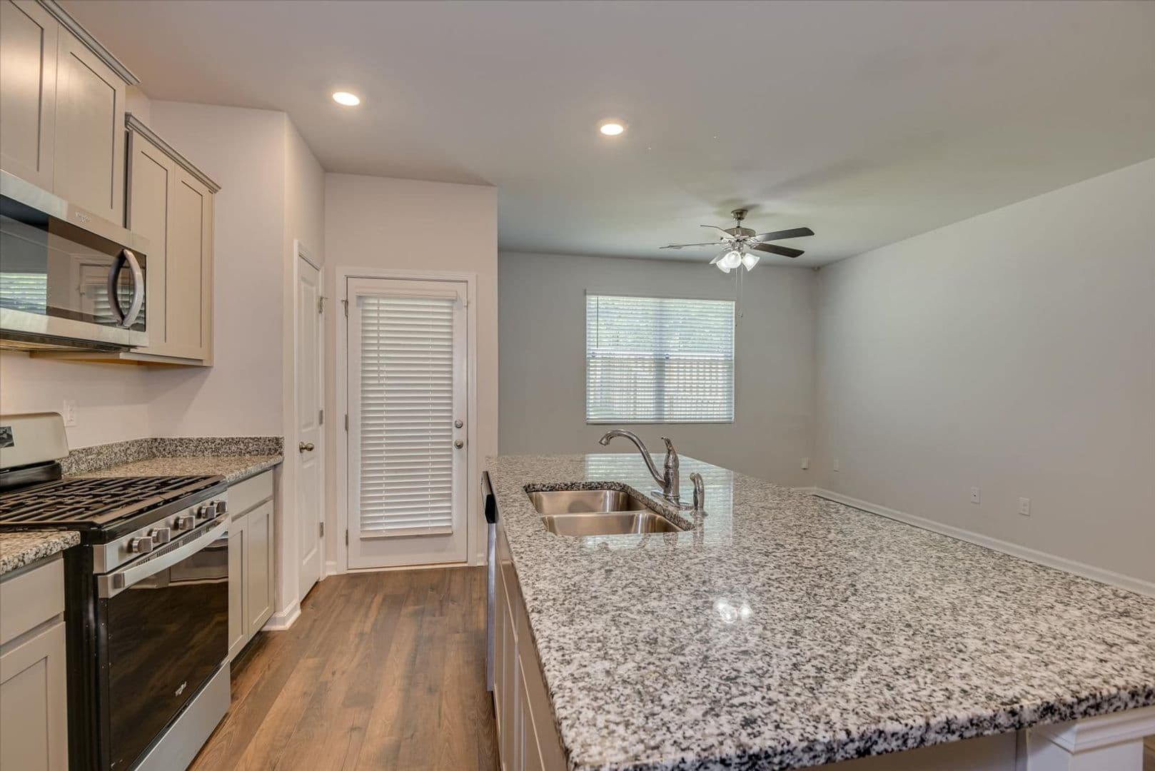 Graniteville House: 846 Quaint Parish Circle