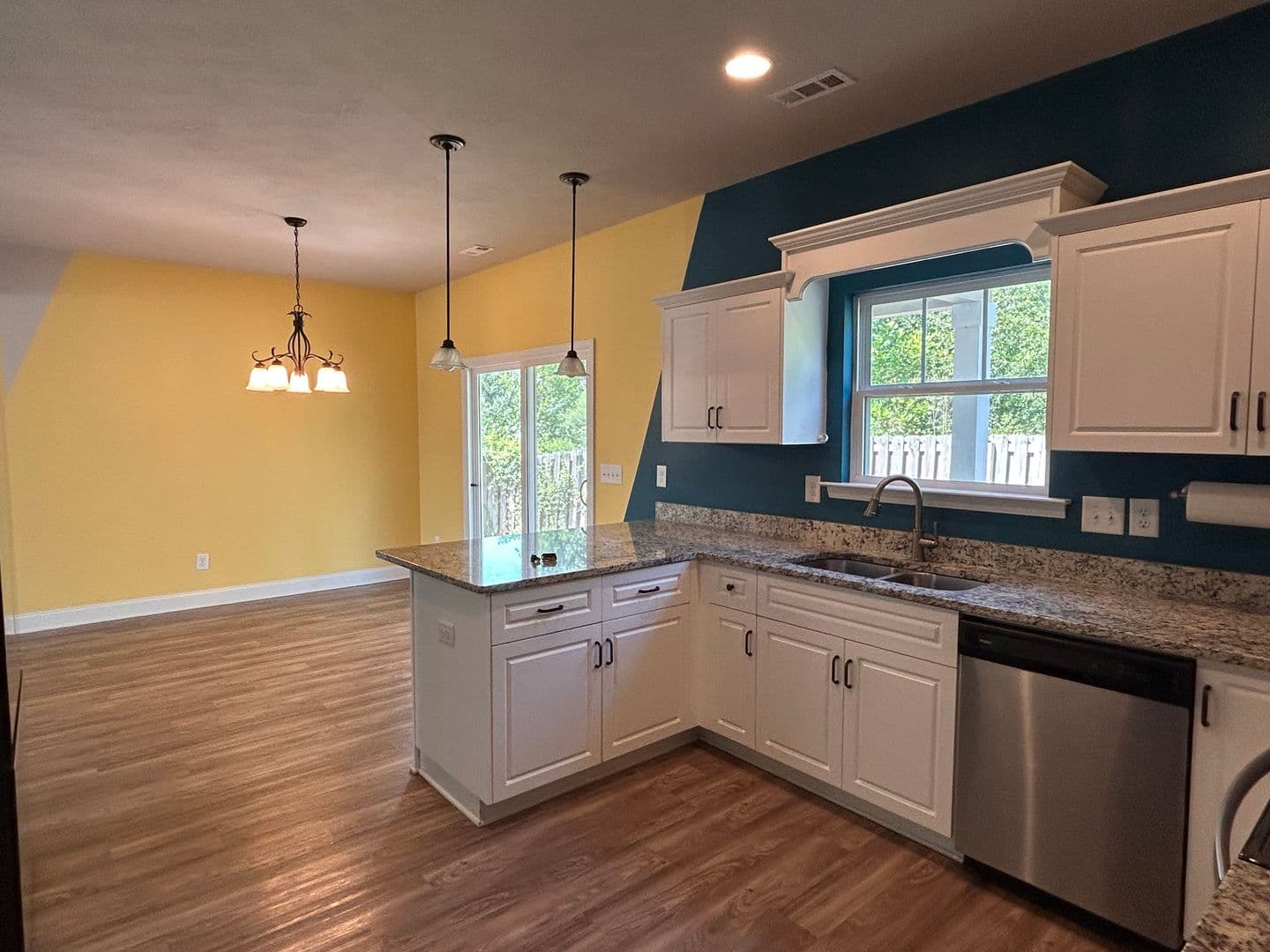 Harlem House: 204 Pebble Lane