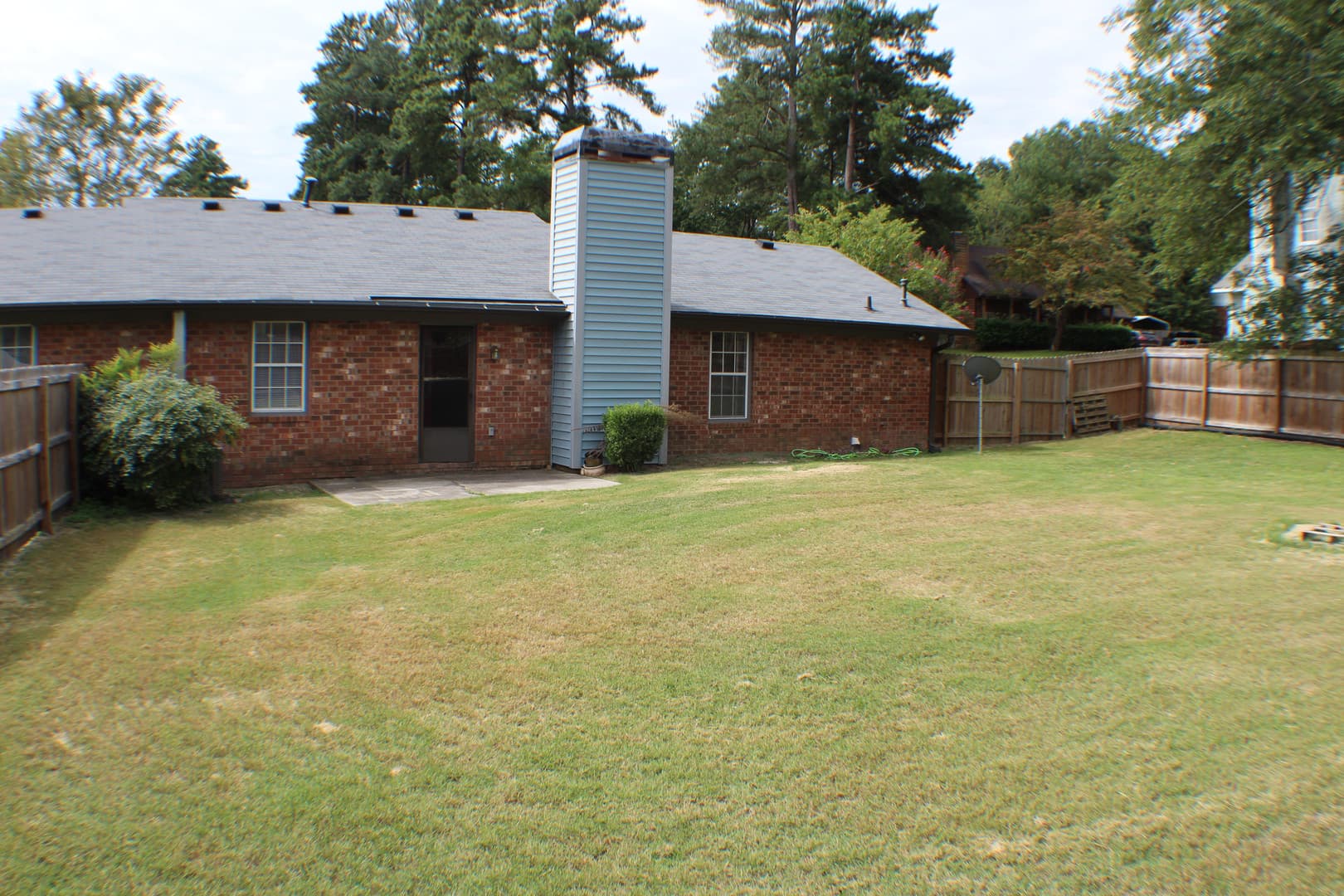 Martinez House: 4101 Clinton Way East