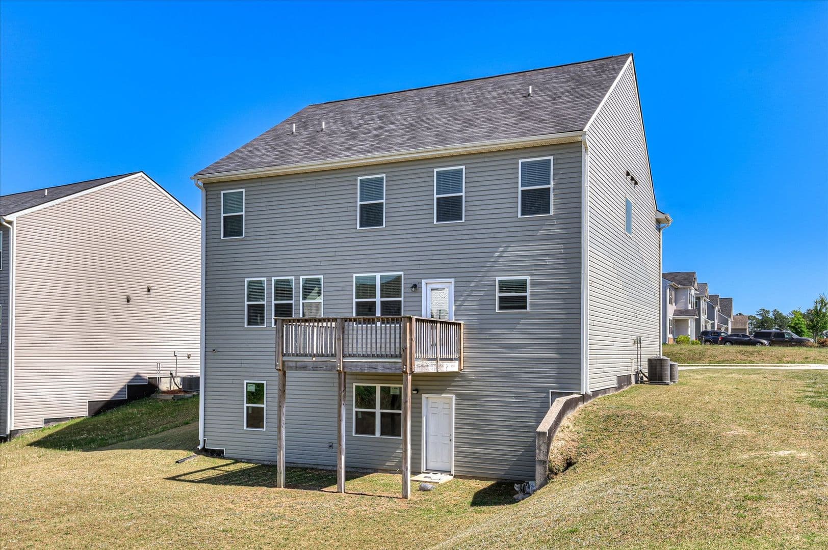 Augusta House: 462 Furlough Dr
