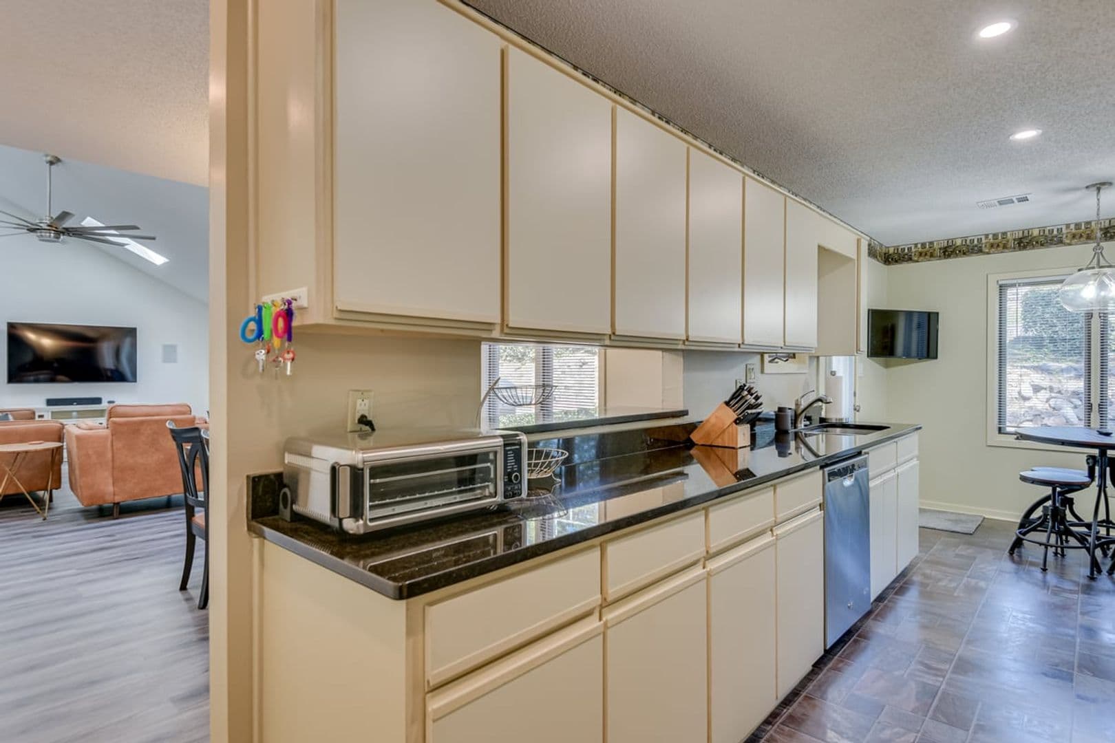 Augusta House: 3247 Summerchase Circle