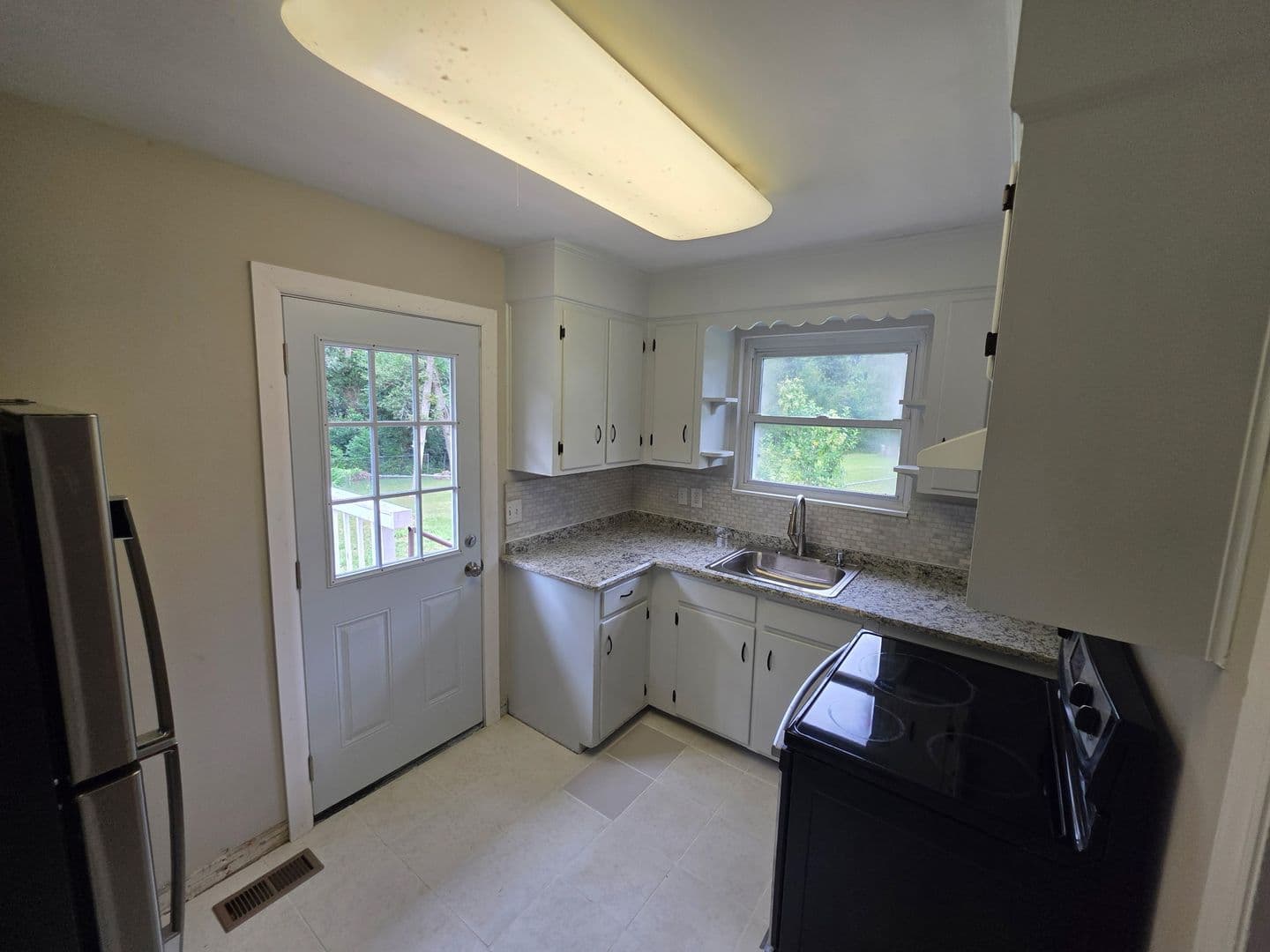 Augusta House: 2412 Bass Ave