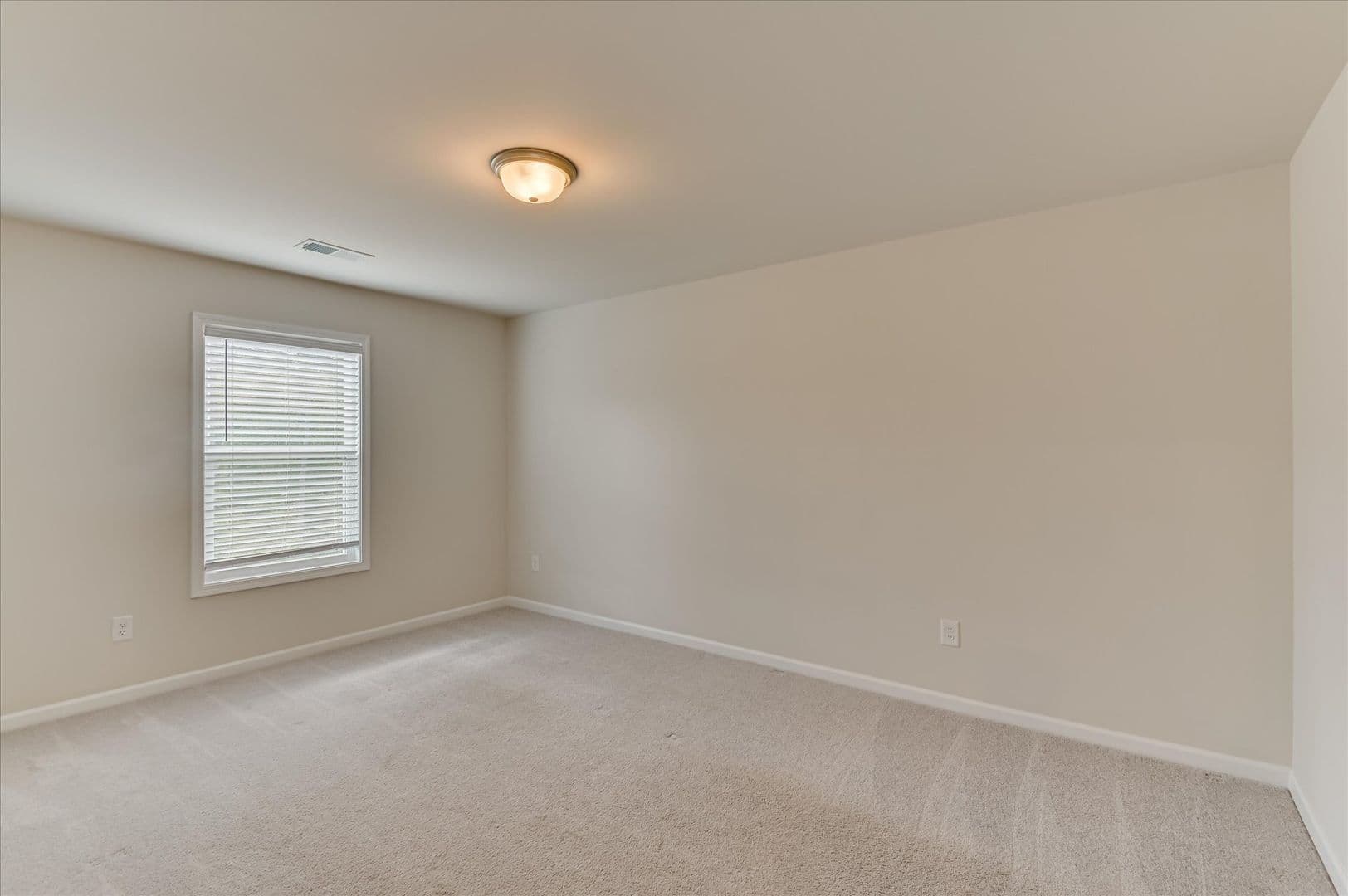 Graniteville House: 6370 Whirlaway Road