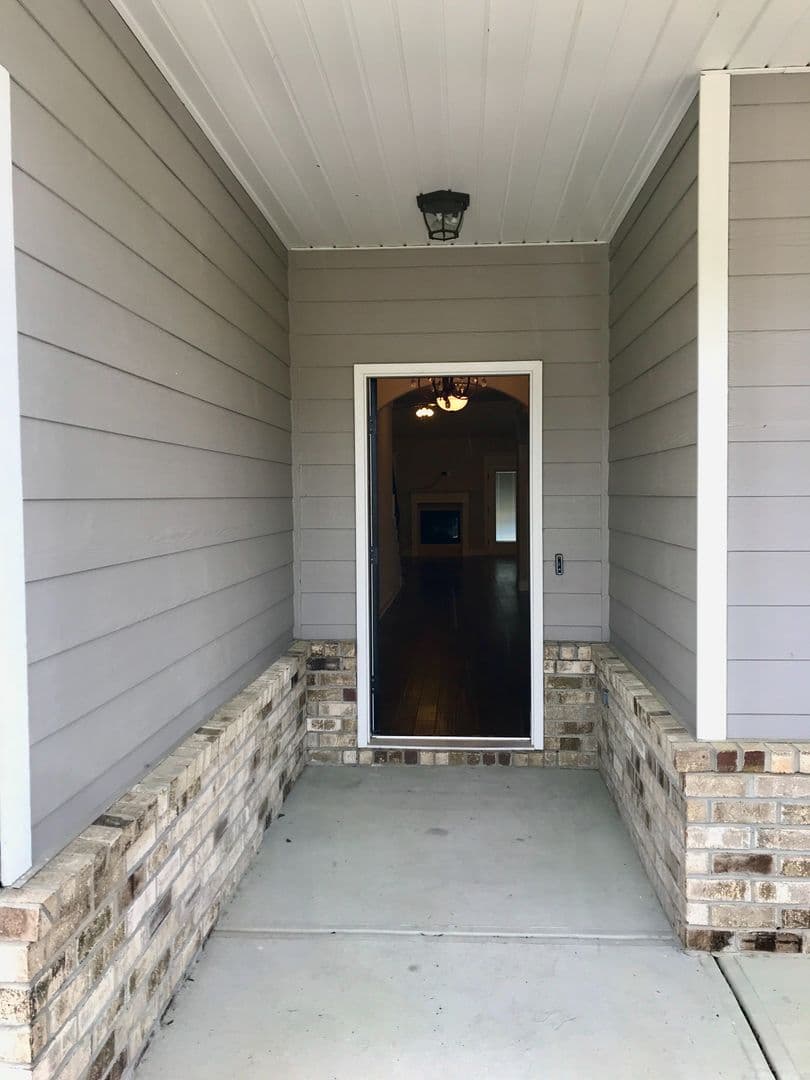 Martinez House: 530 Salterton Way