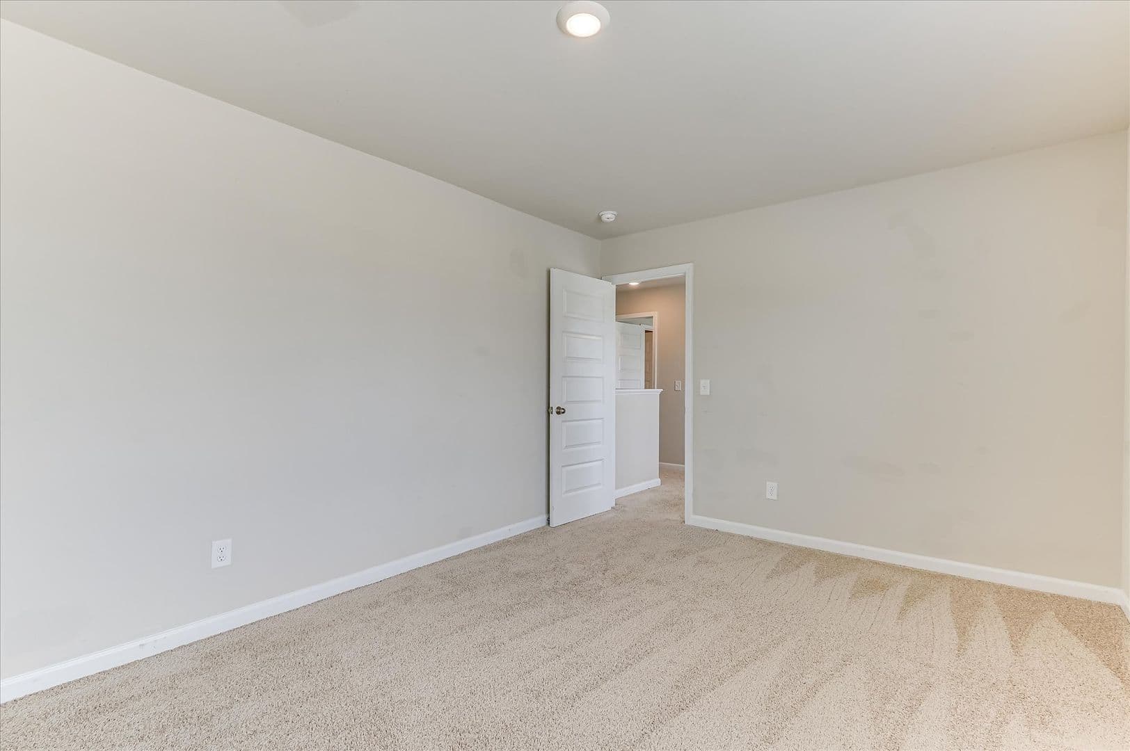 Augusta House: 462 Furlough Dr