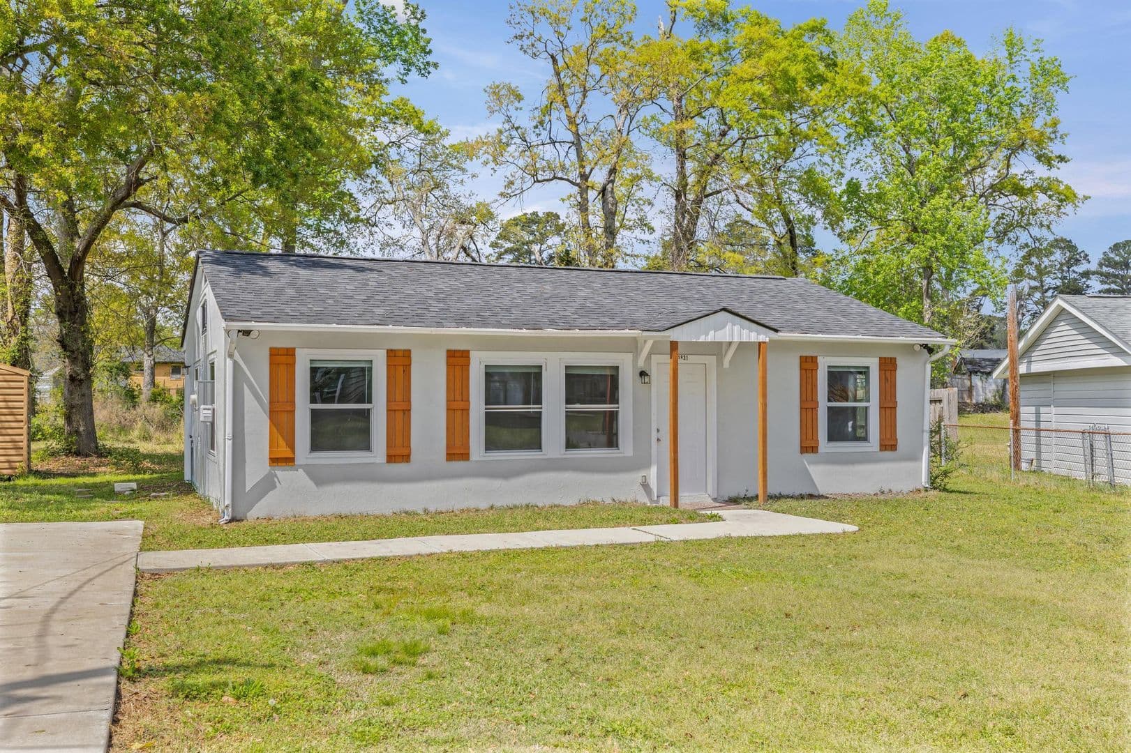Augusta House: 1831 Catalina Drive