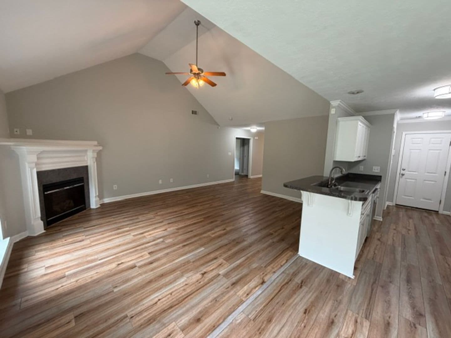 Grovetown House: 514 Lory Ln