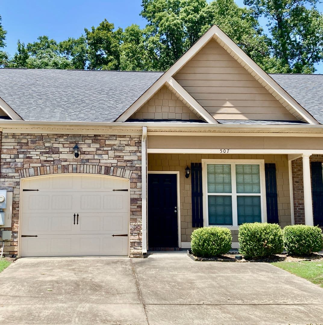 Grovetown House: 507 Scenic Drive