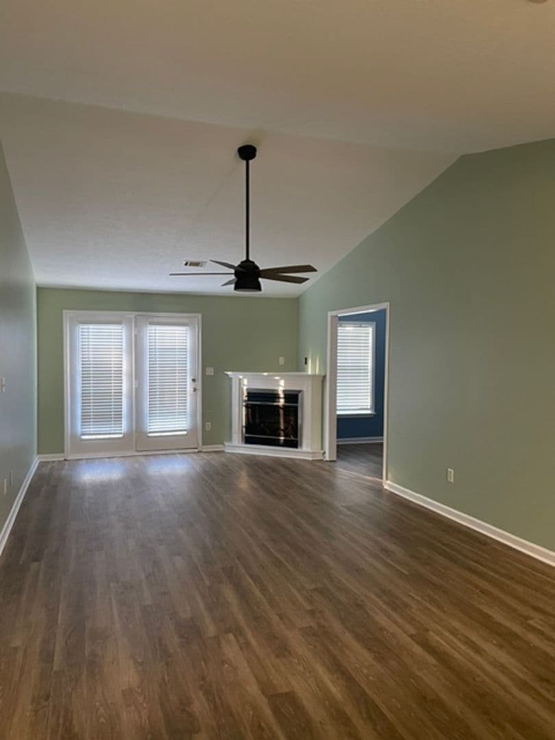 Augusta Townhome: 7324 Dorado Dr.