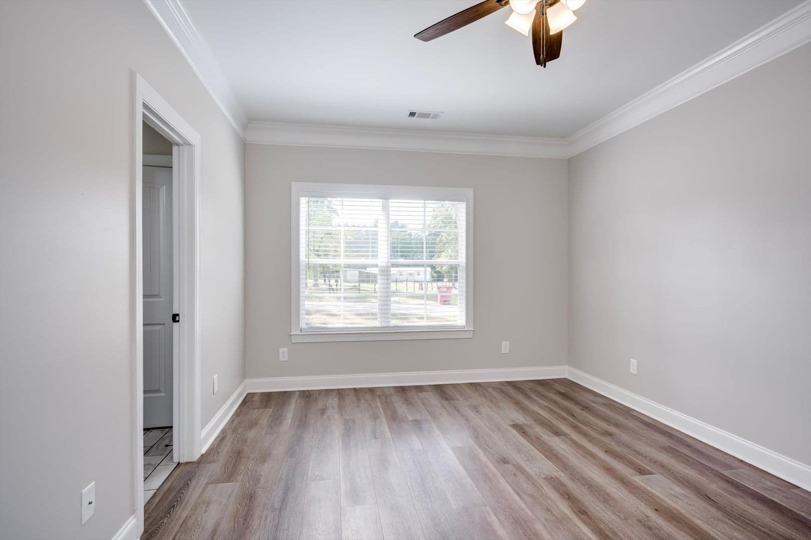 Dearing House: 161 Moore Ave