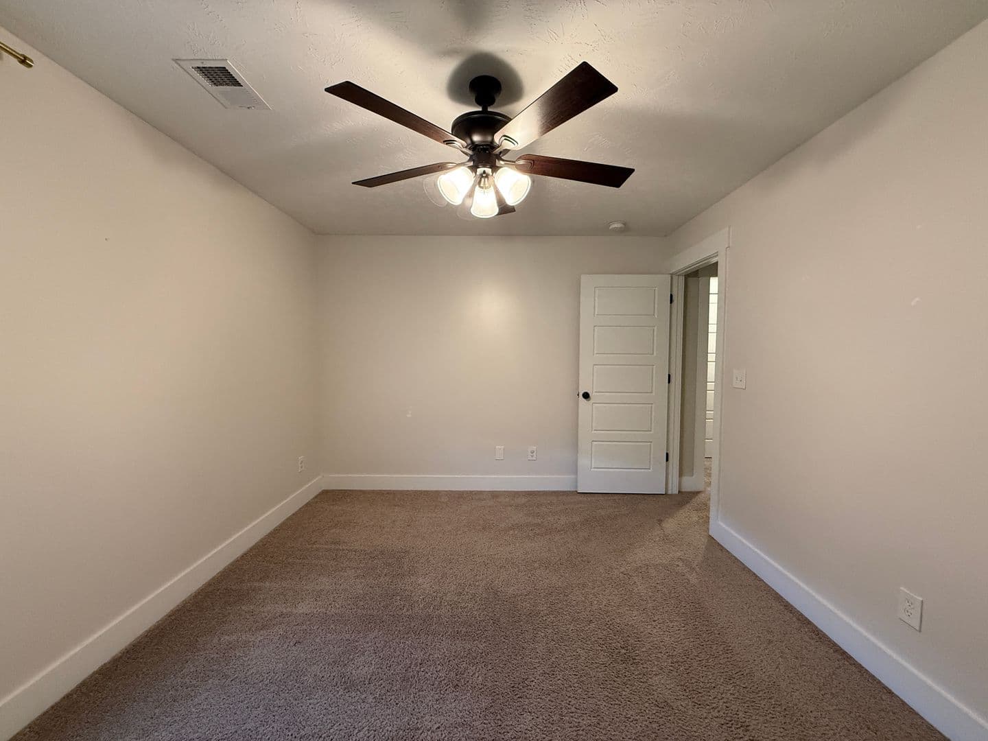 Grovetown House: 414 Barrow Lane