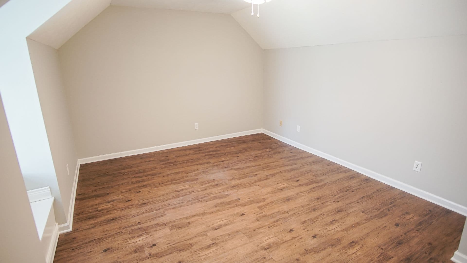 Martinez House: 344 Stagecoach Way