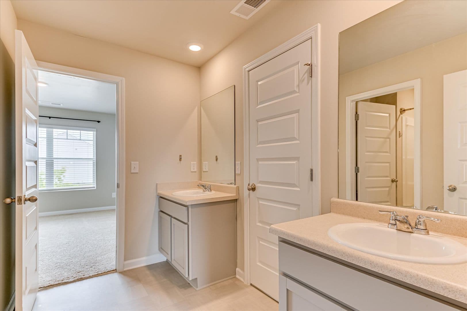 Augusta House: 462 Furlough Dr