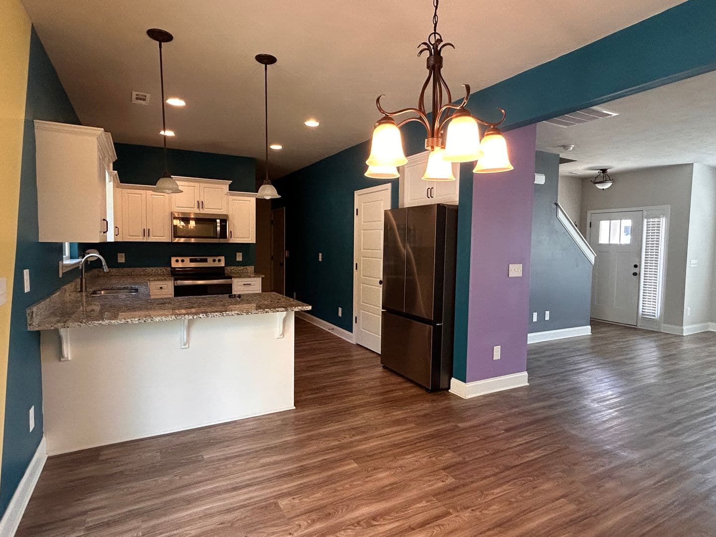 Harlem House: 204 Pebble Lane