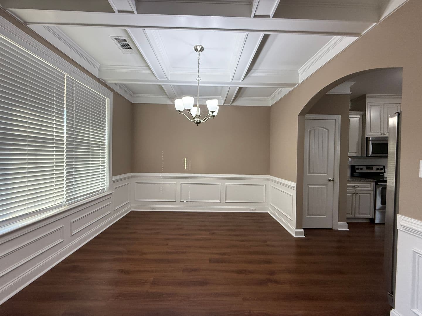 Evans House: 255 Tulip Dr