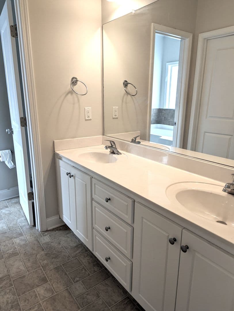 Augusta House: 3213 Alton Ct