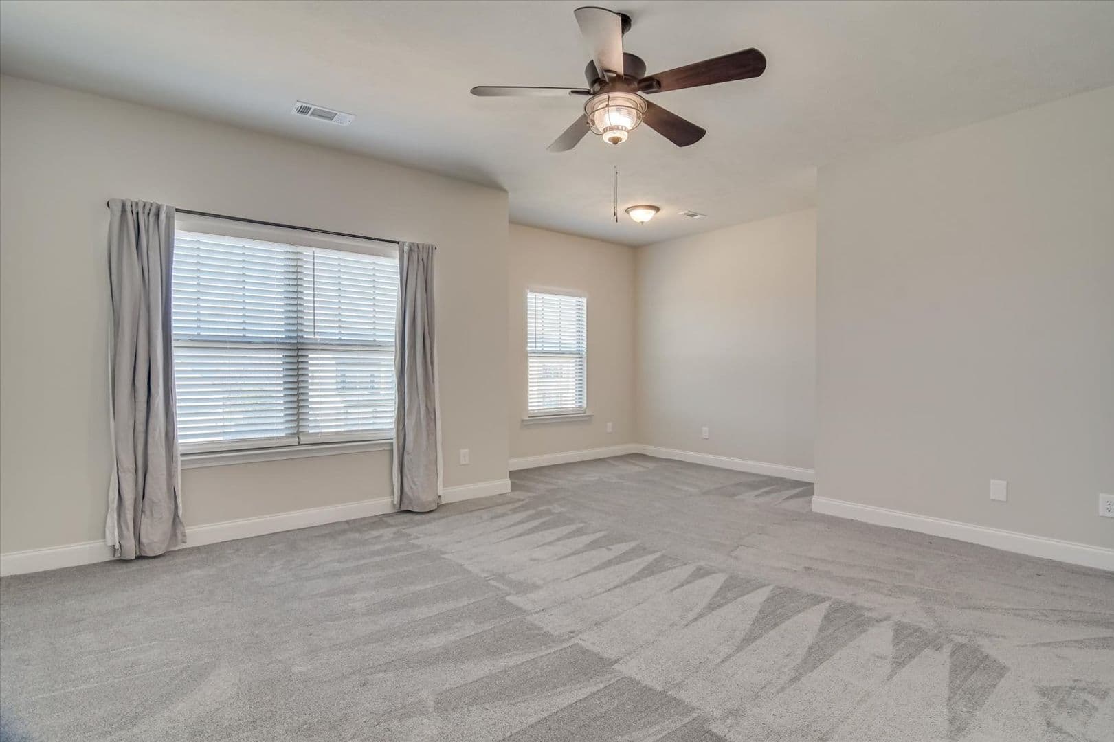 Harlem House: 610 Turtle Creek Lane