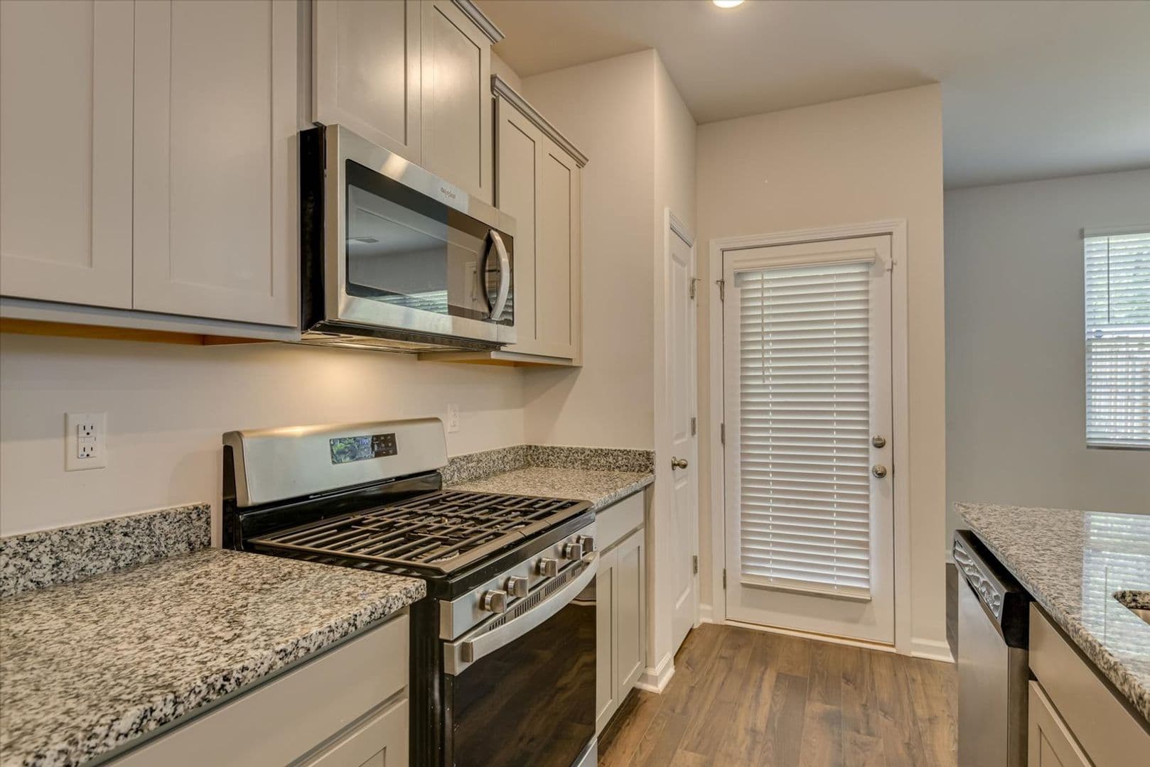 Graniteville House: 846 Quaint Parish Circle