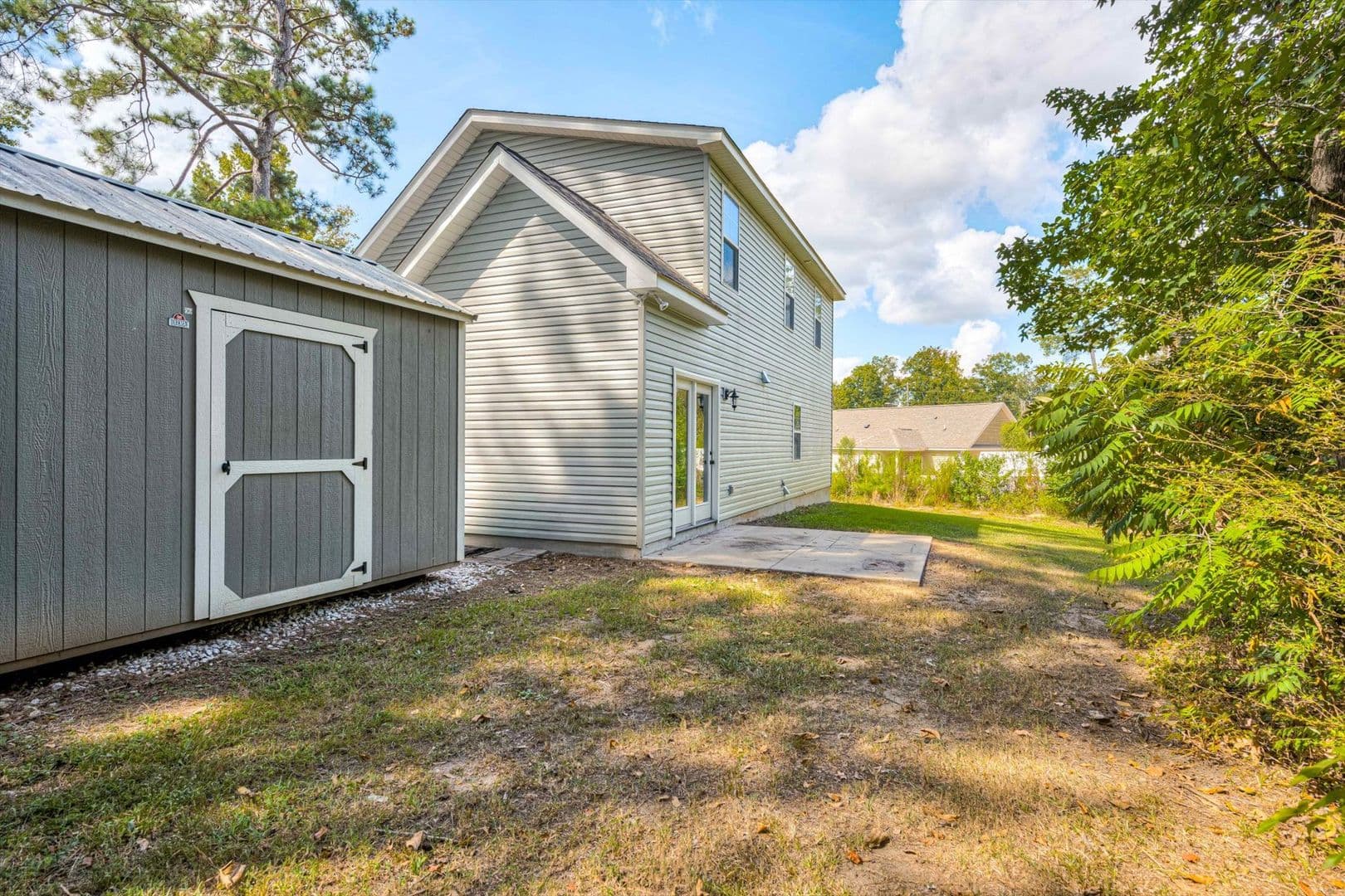 Dearing House: 161 Moore Ave