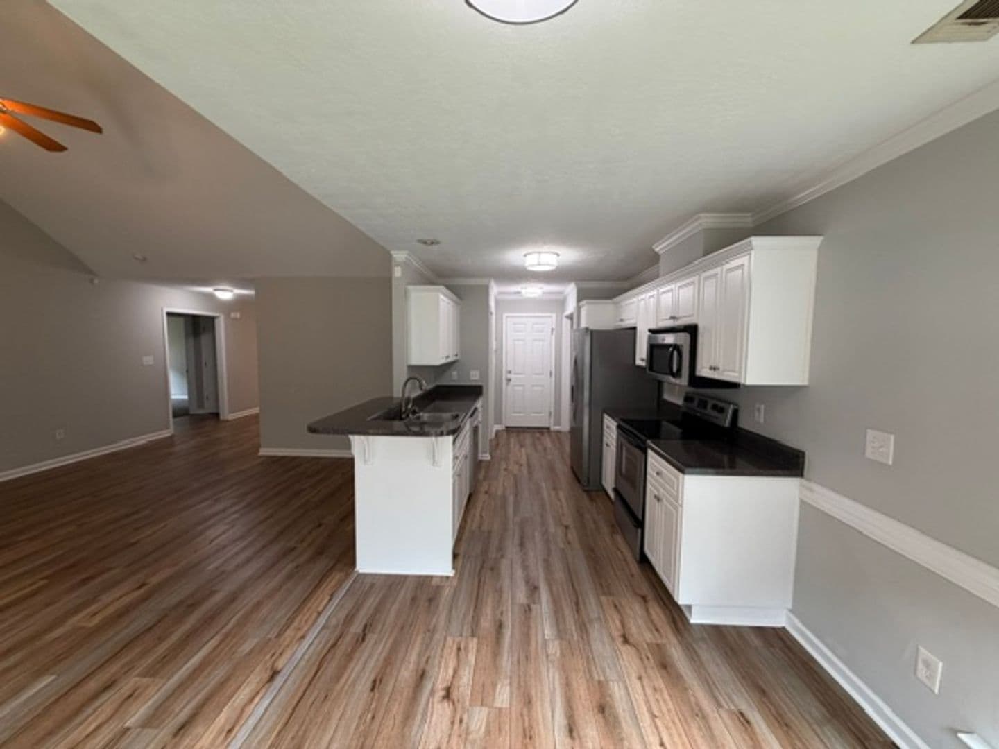 Grovetown House: 514 Lory Ln