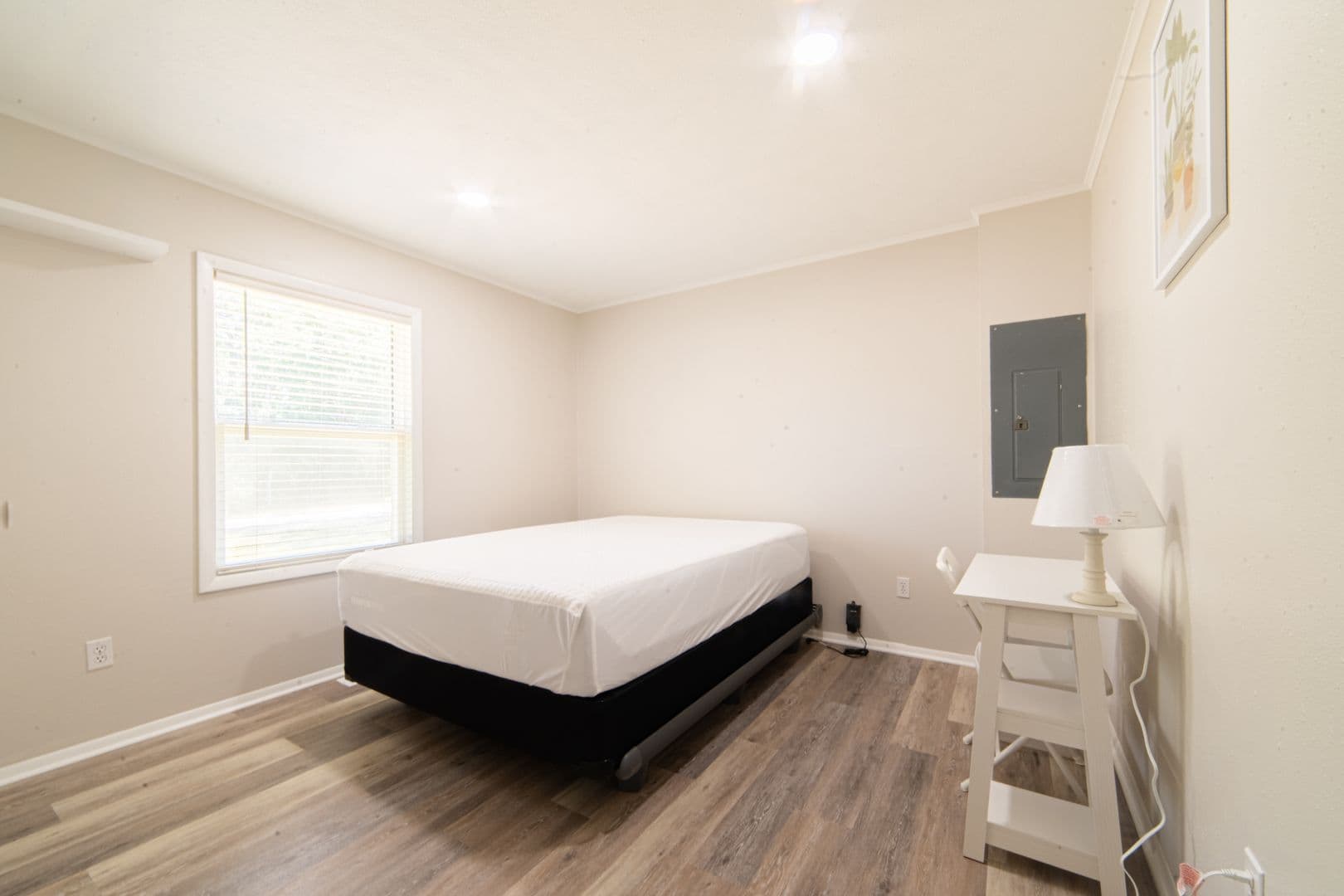 Vineland House: 239 Luciano Ave