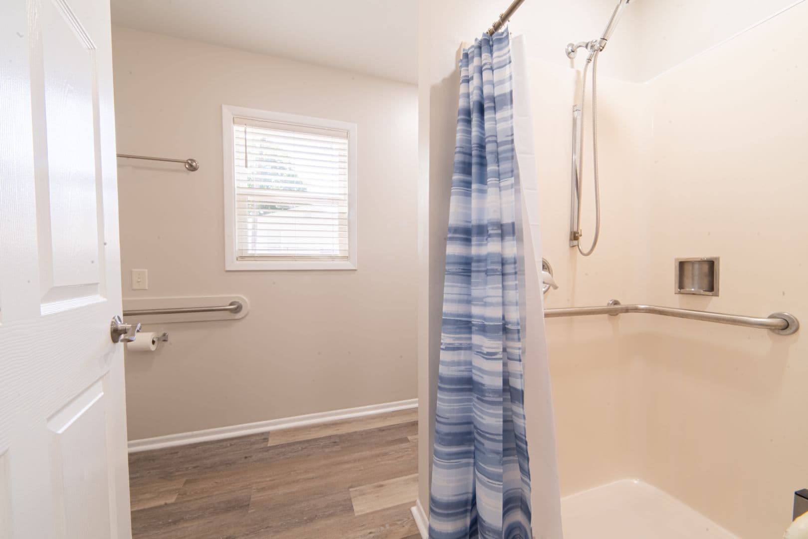 Vineland House: 239 Luciano Ave
