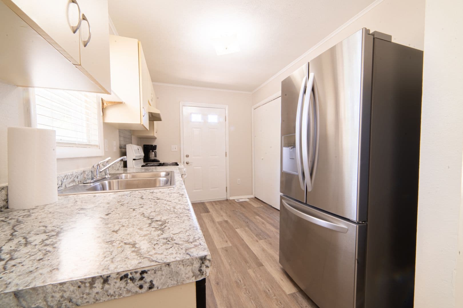 Vineland House: 239 Luciano Ave