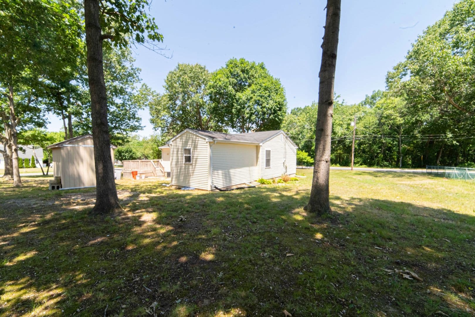 Vineland House: 239 Luciano Ave