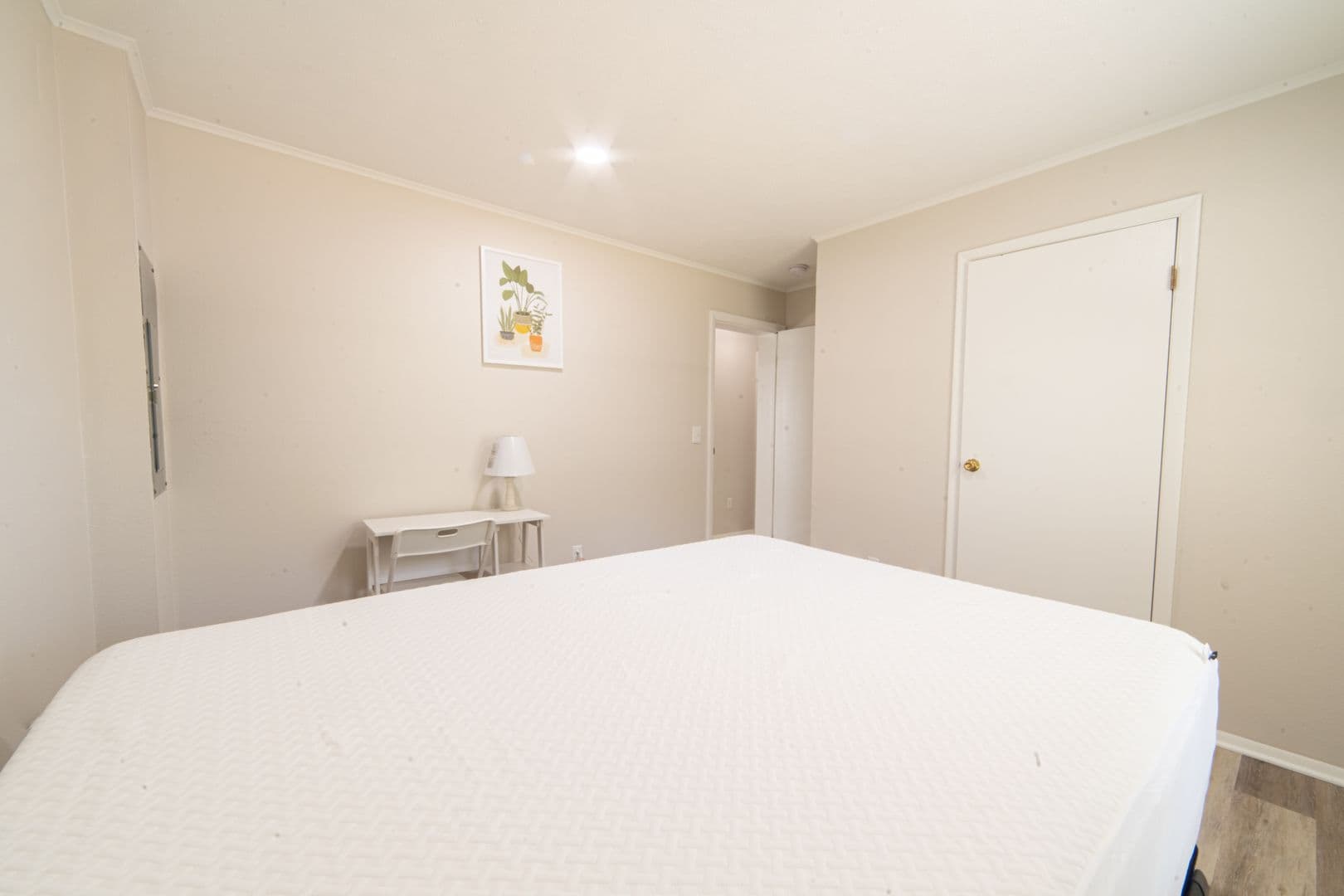 Vineland House: 239 Luciano Ave