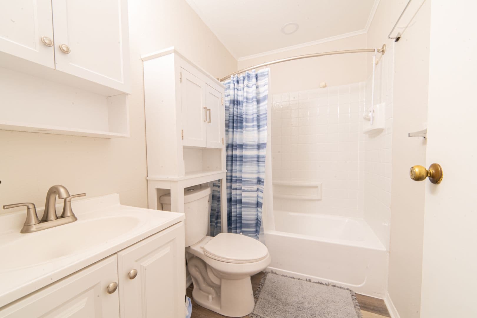 Vineland House: 239 Luciano Ave