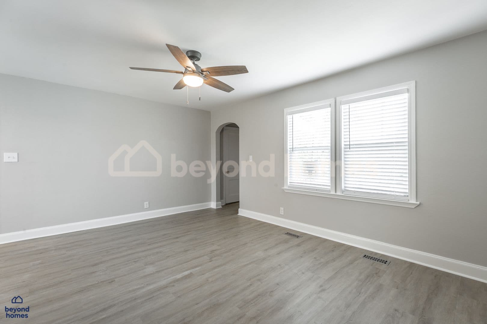 Chattanooga House: 4242 Covington Drive