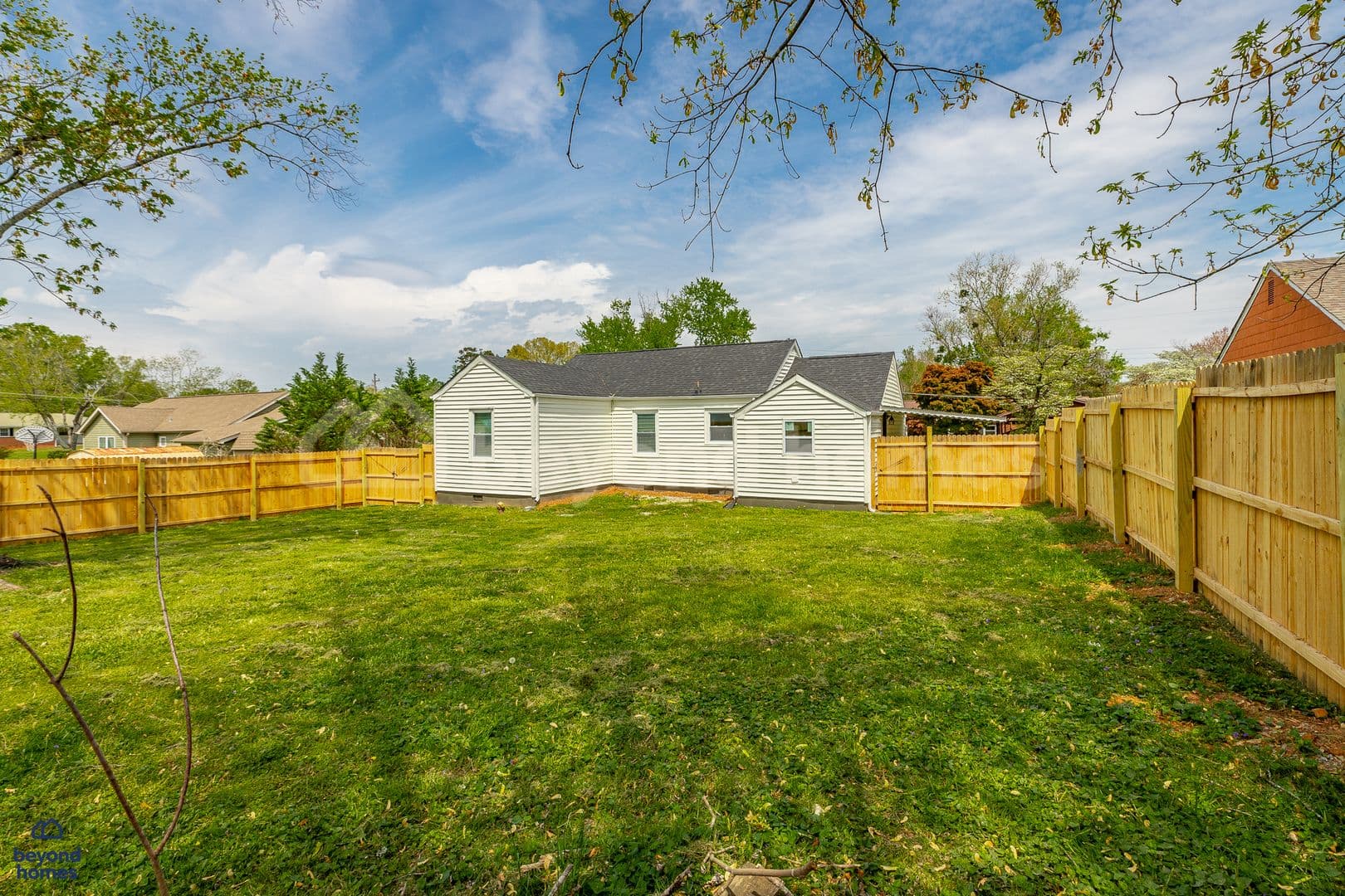 Chattanooga House: 4242 Covington Drive