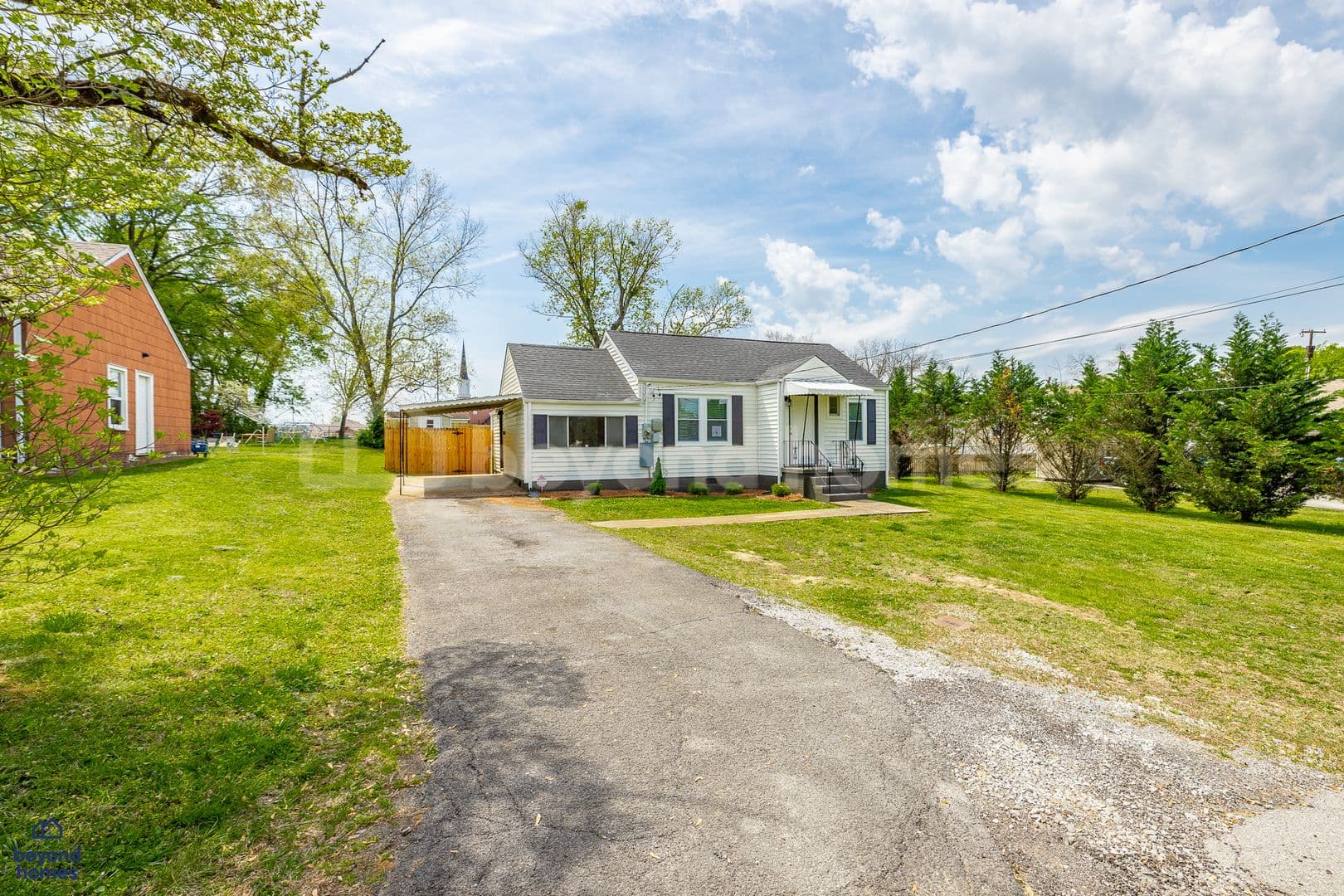 Chattanooga House: 4242 Covington Drive