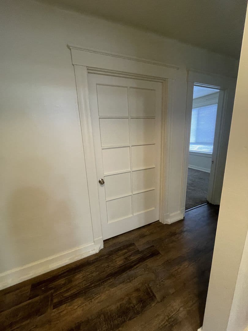 Centralia Apartment: 701 H Street