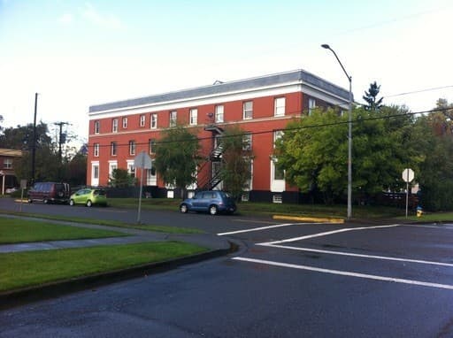 Centralia Apartment: 701 H Street