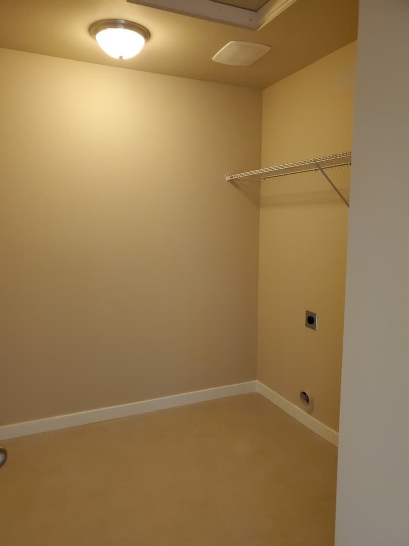 Centralia Townhome: 1917 Ahlers Ave