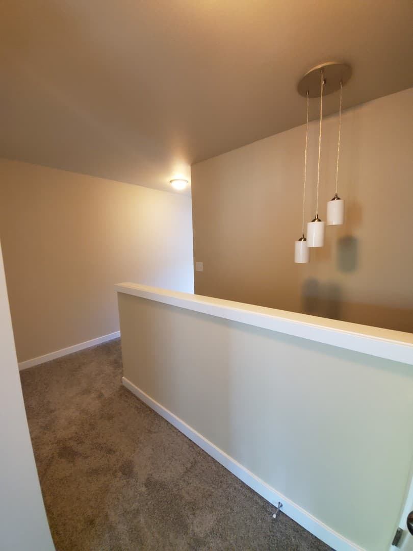 Centralia Townhome: 1917 Ahlers Ave