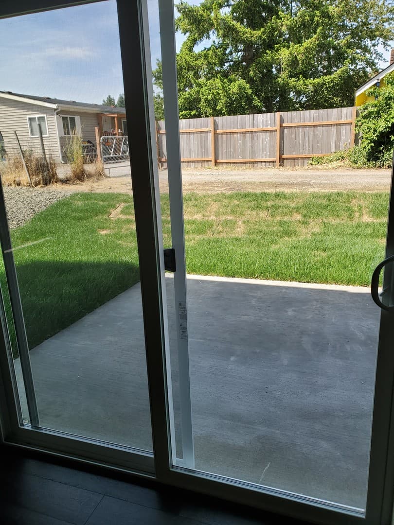 Centralia Townhome: 1917 Ahlers Ave