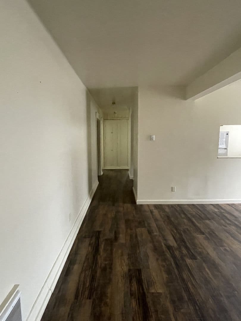 Centralia Apartment: 701 H Street