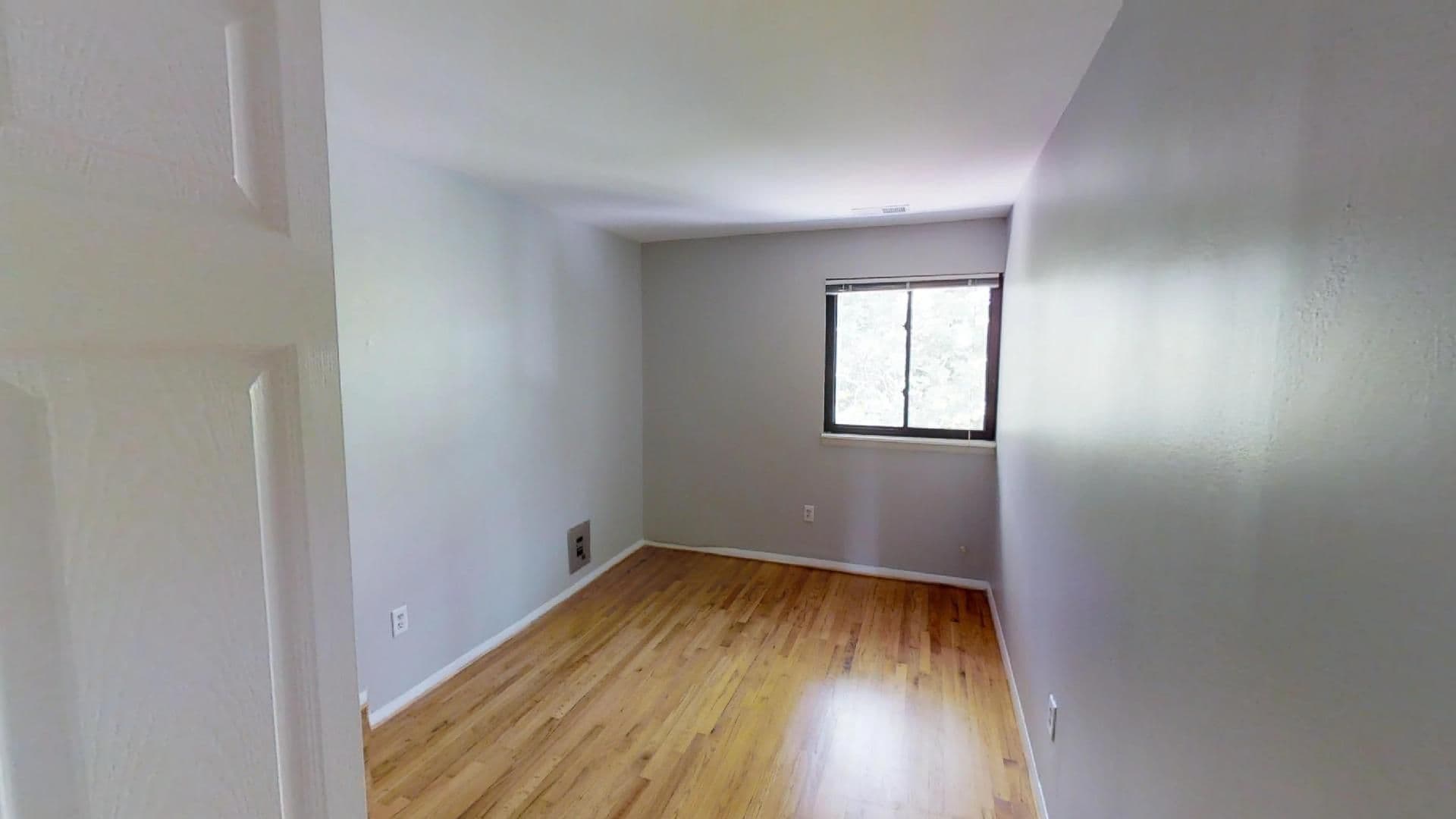 Baltimore Apartment: 1401 Weldon Place South