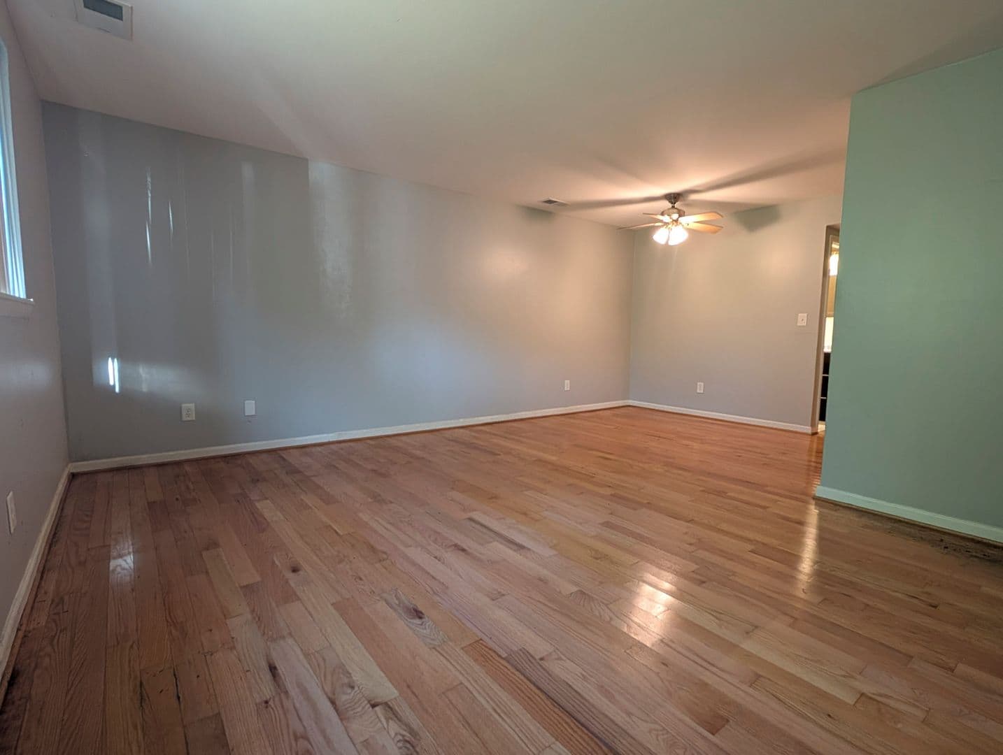 Baltimore Apartment: 1401 Weldon Place South