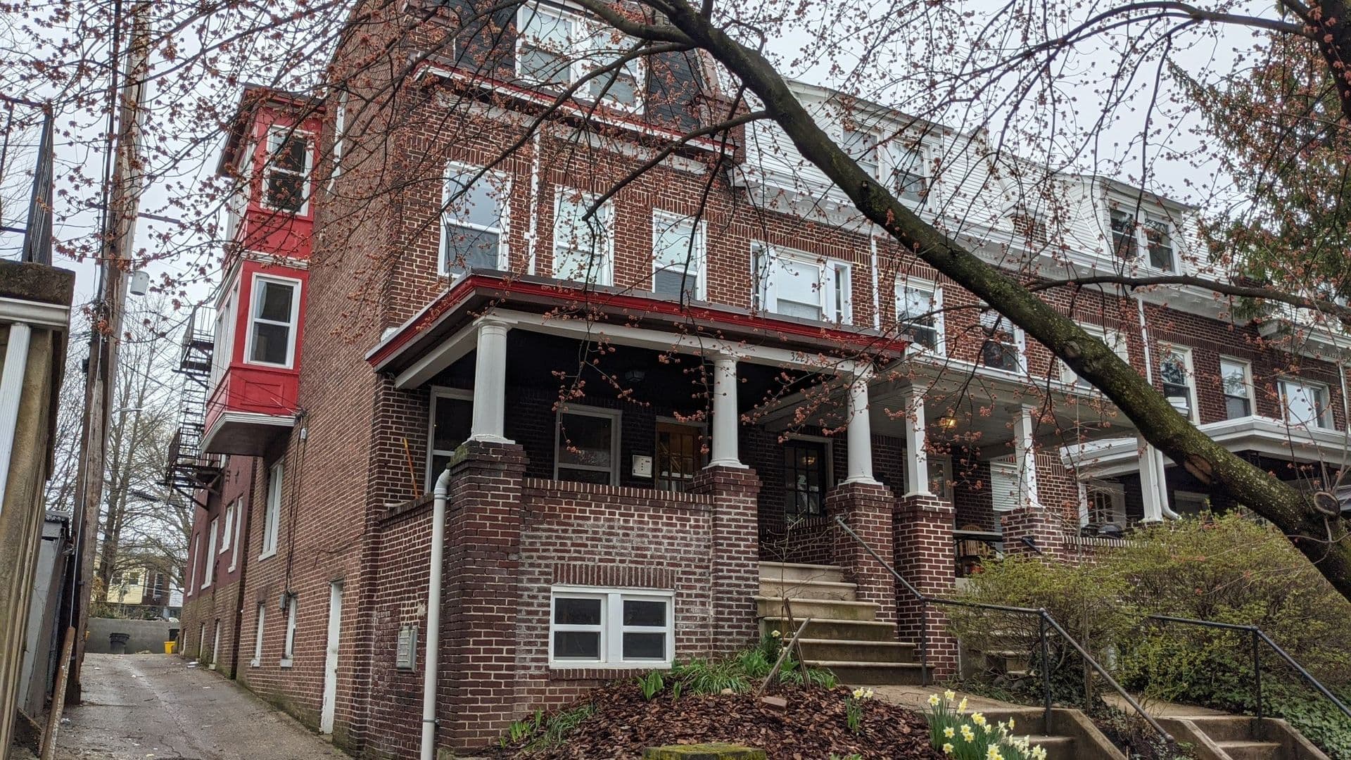 Baltimore Apartment: 3221 Guilford Ave